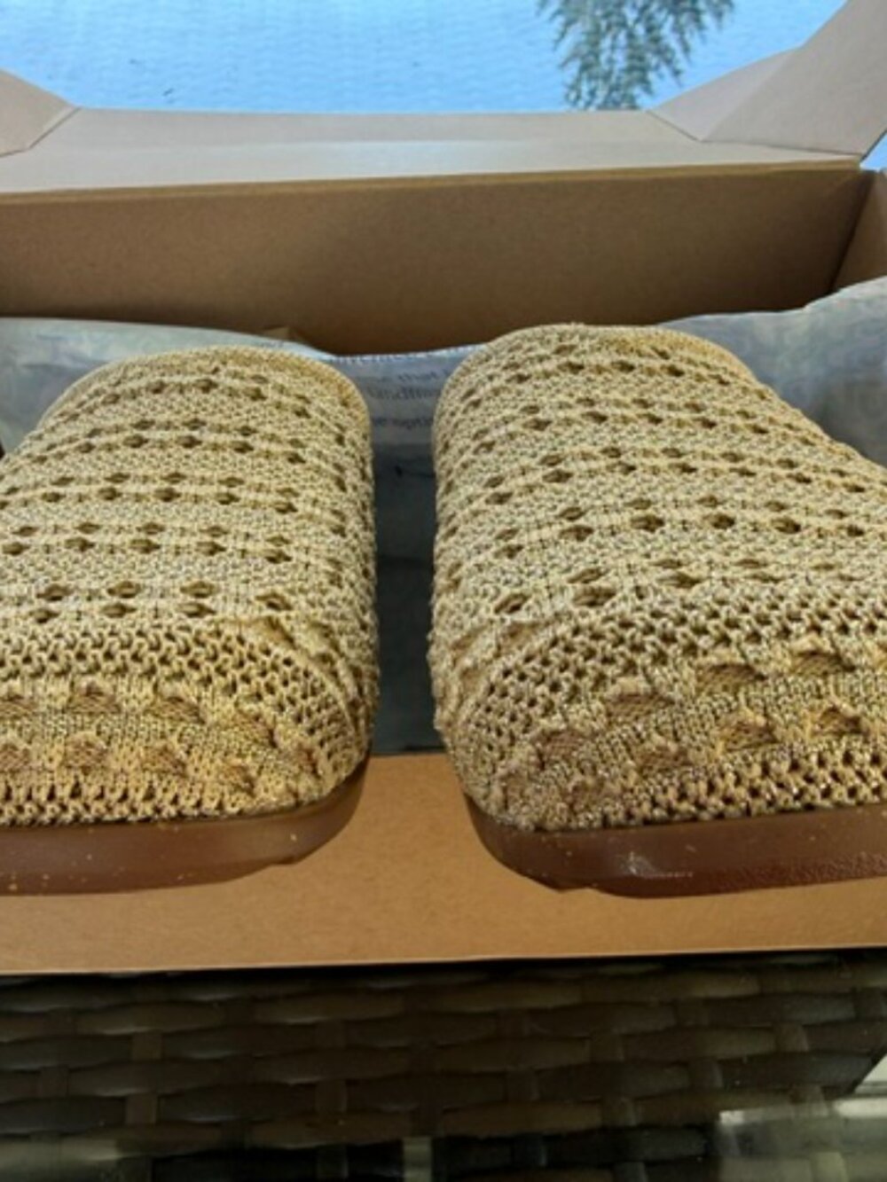 Rothy's Casual Clog Metallic Gold Crochet Size 8 - Picture 4 of 5